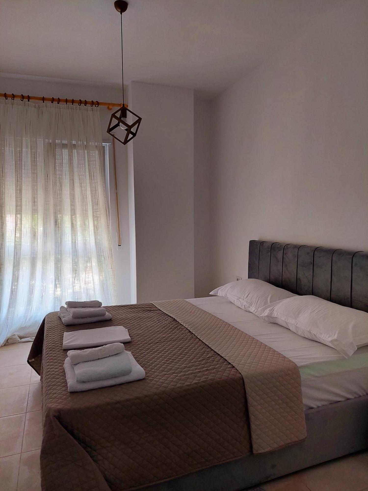 Gex Apartments Tirana Exterior foto
